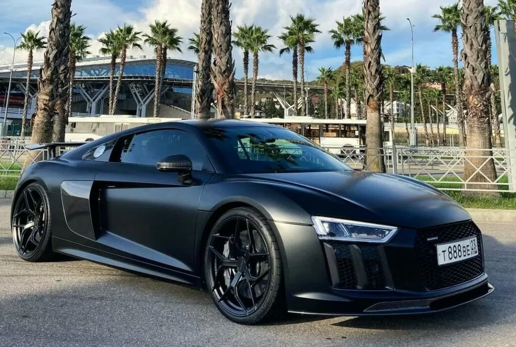 Audi R8