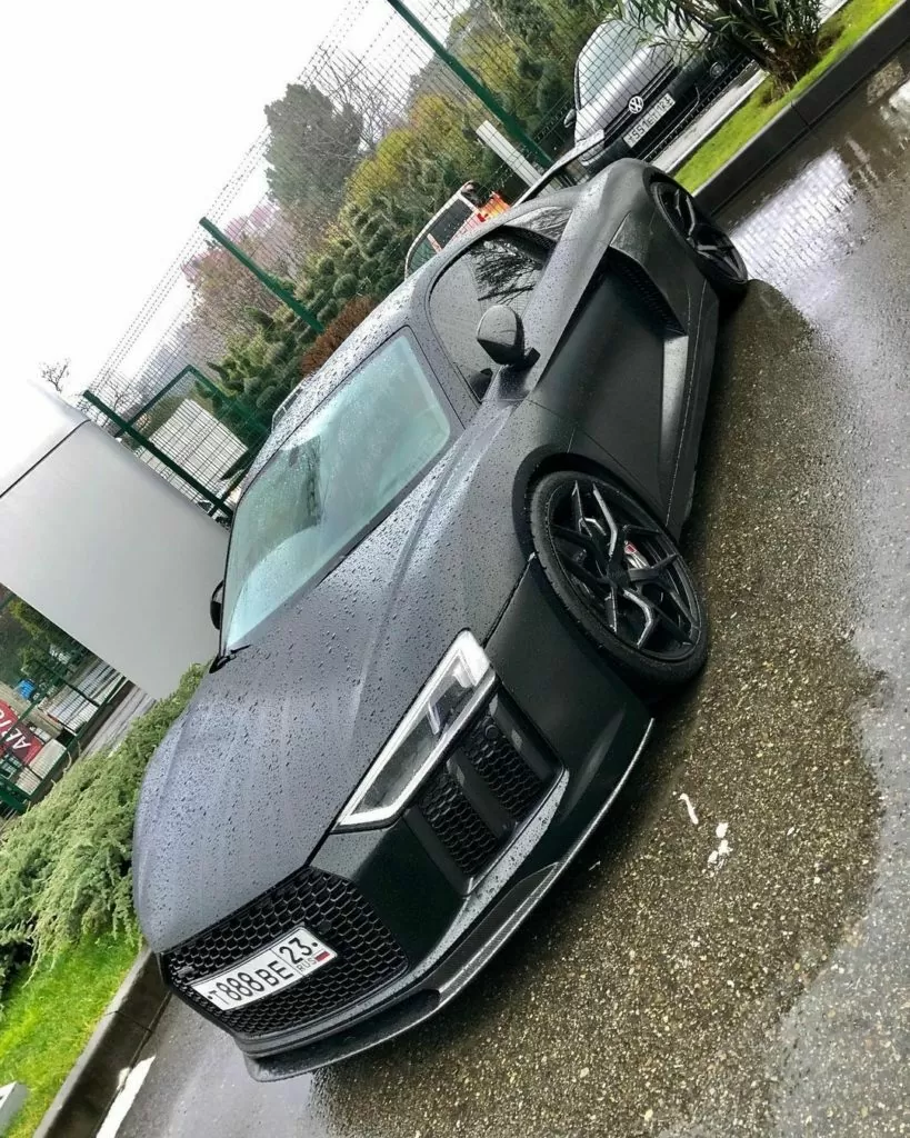 Audi R8