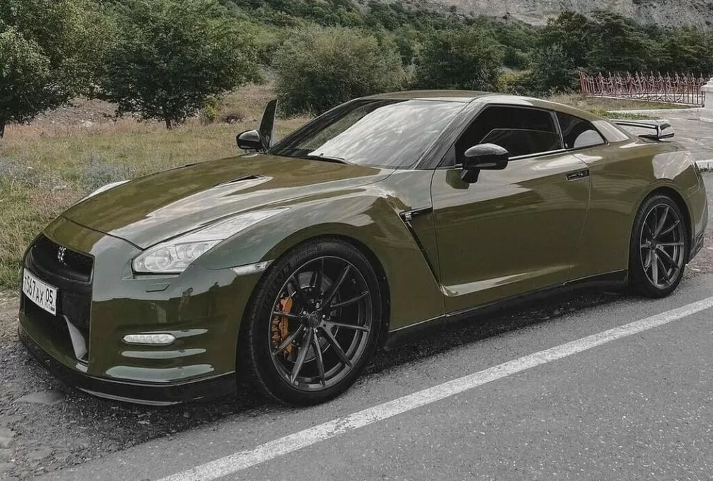 Nissan GT-R