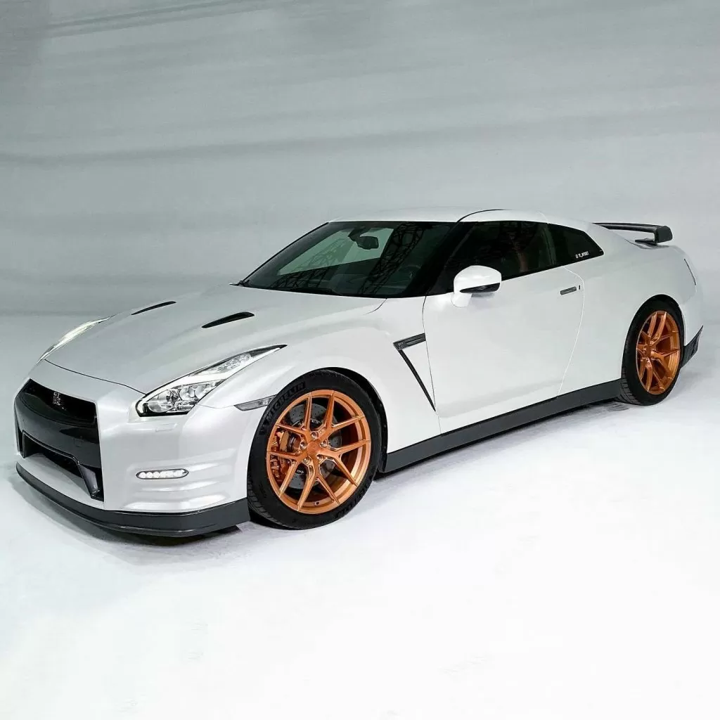 Nissan GT-R