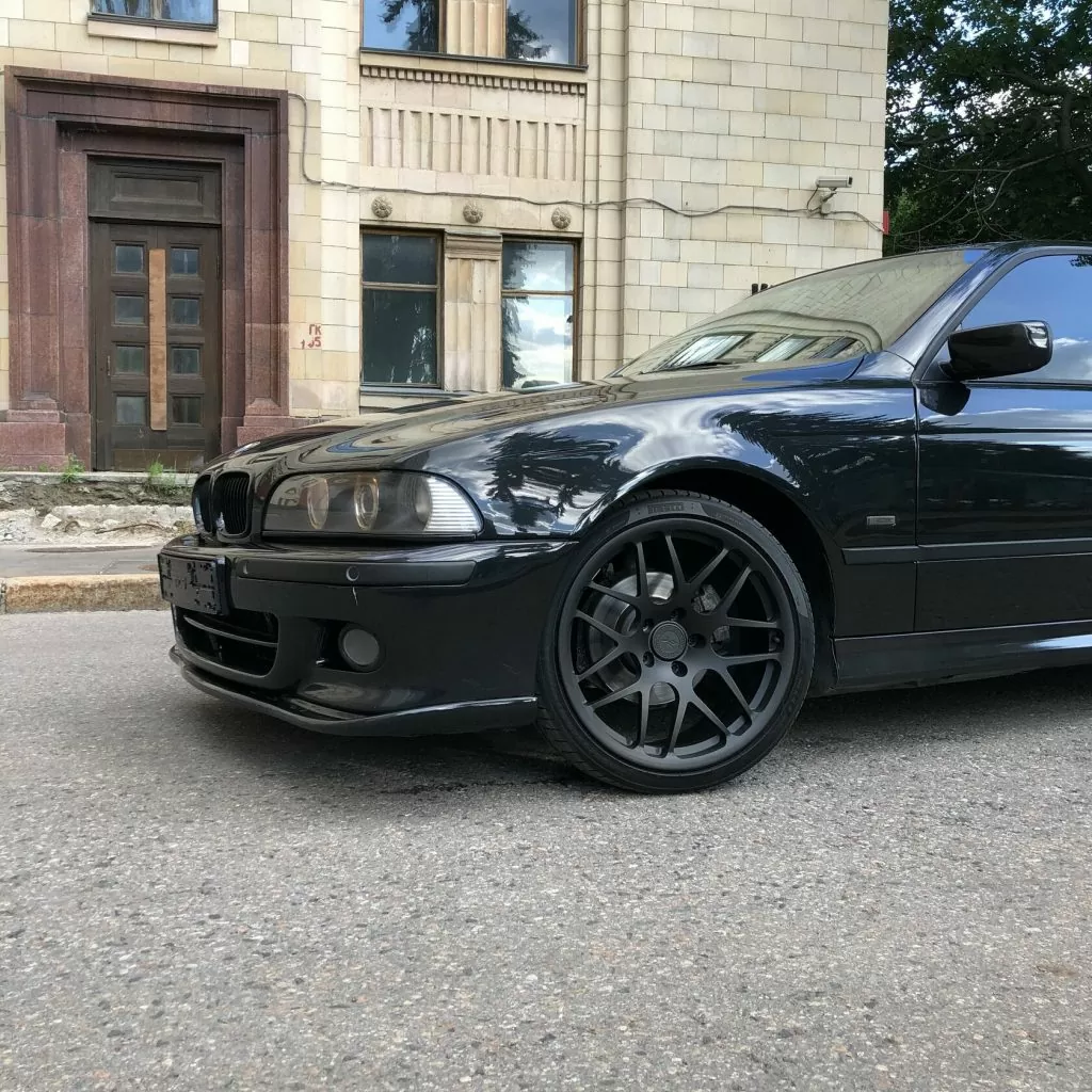 BMW 5 E39